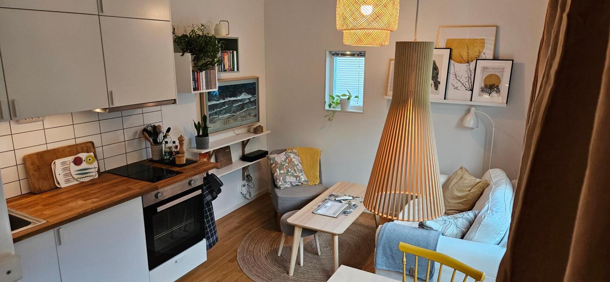 Tiny Grey House With Loft, 15 Min From City Center Gotemburgo Exterior foto